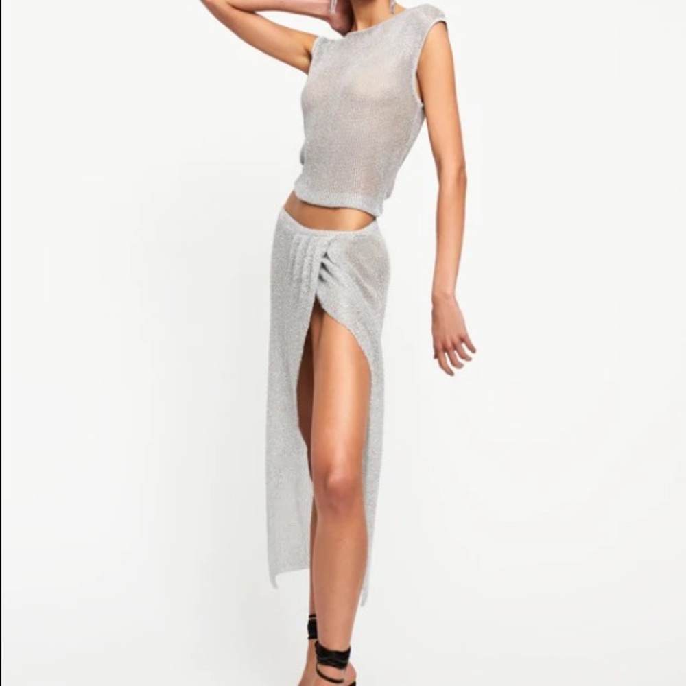 LIONESS MESH SKIRT - Picture 3 of 8